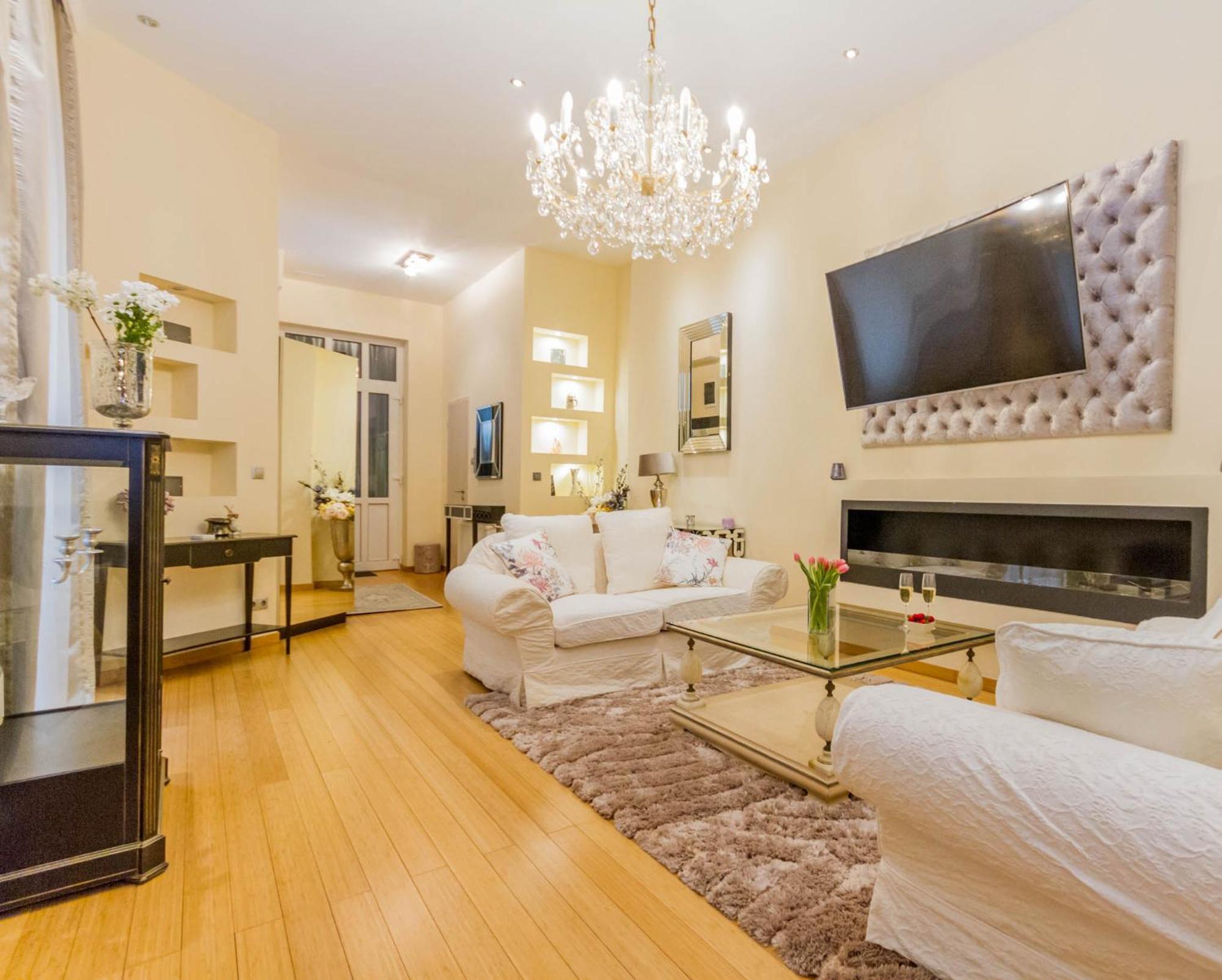 Principe Luxury Suite Next To Parliament — Photos 1